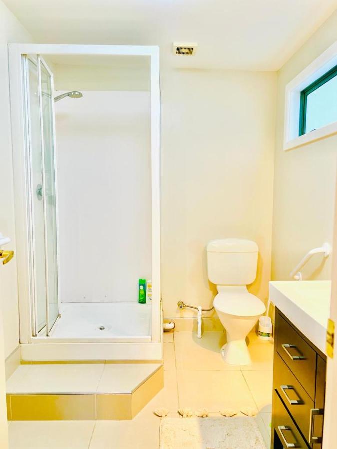 Private Studio Auckland Self Checkin And 2 Parking Netflix Prime エクステリア 写真